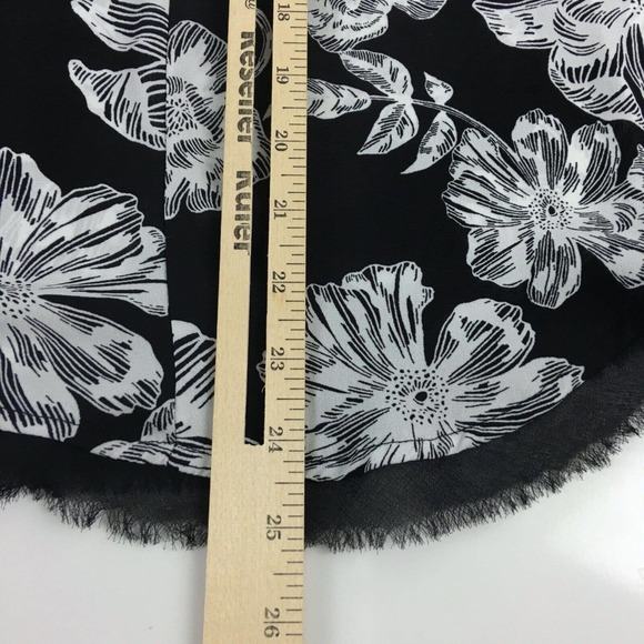 Who What Wear Womens Top Small Black White Floral Sleeveless Chiffon Blouse - Picture 10 of 11